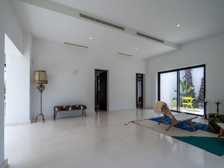Villa for Sale in Guadalmina Baja, Malaga 14