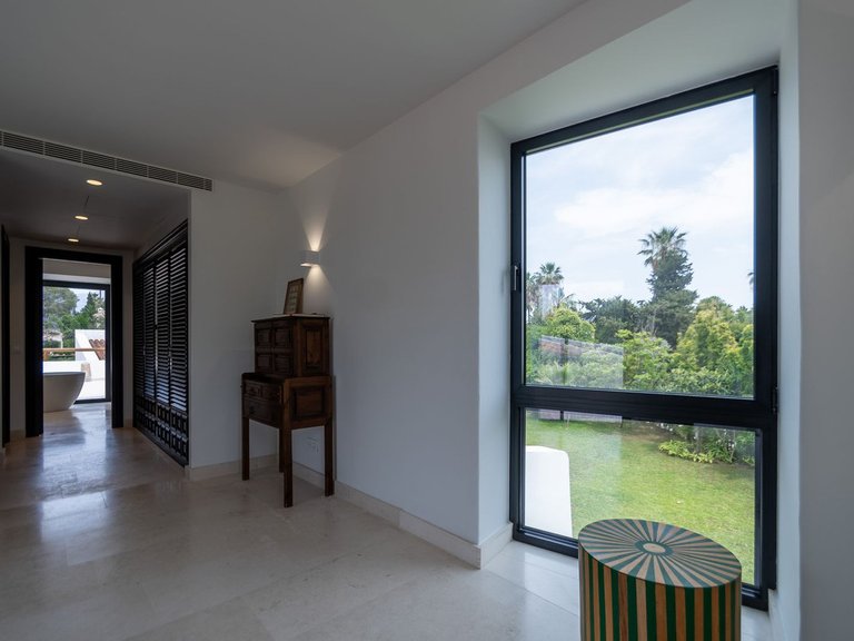 Villa for Sale in Guadalmina Baja, Malaga 23
