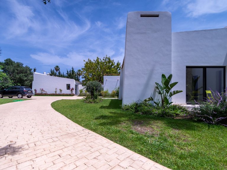 Villa for Sale in Guadalmina Baja, Malaga 51