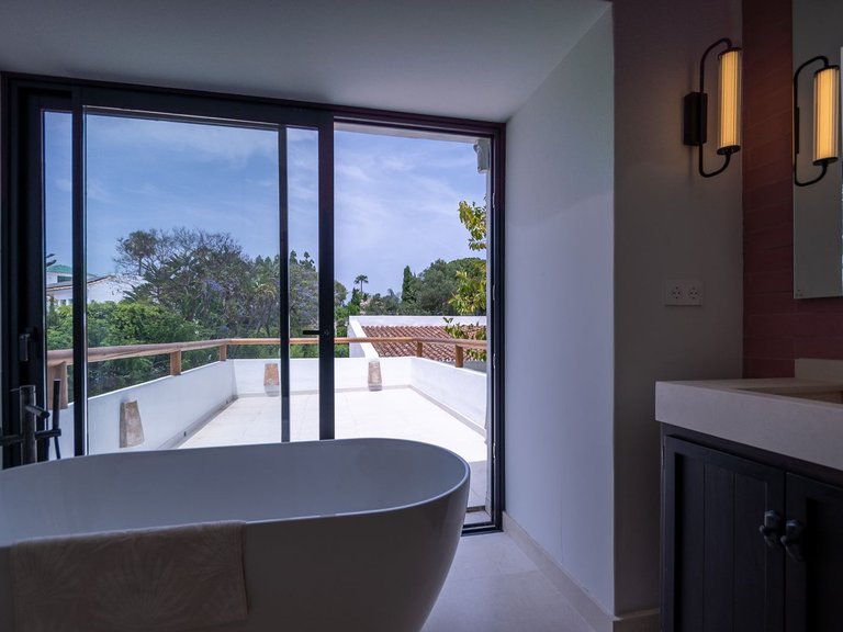 Villa for Sale in Guadalmina Baja, Malaga 60