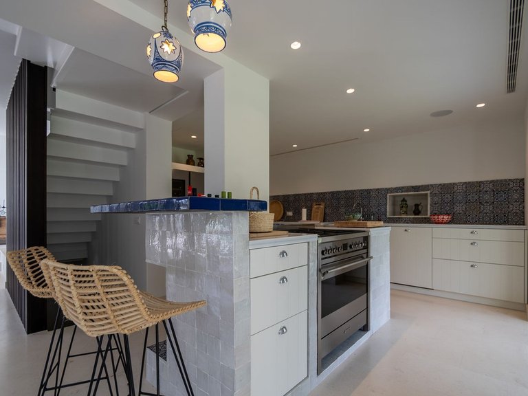 Villa for Sale in Guadalmina Baja, Malaga 7