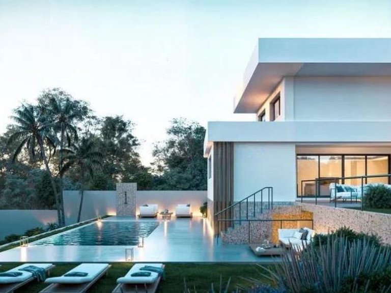 Plot for Sale in Benalmadena, Malaga 8