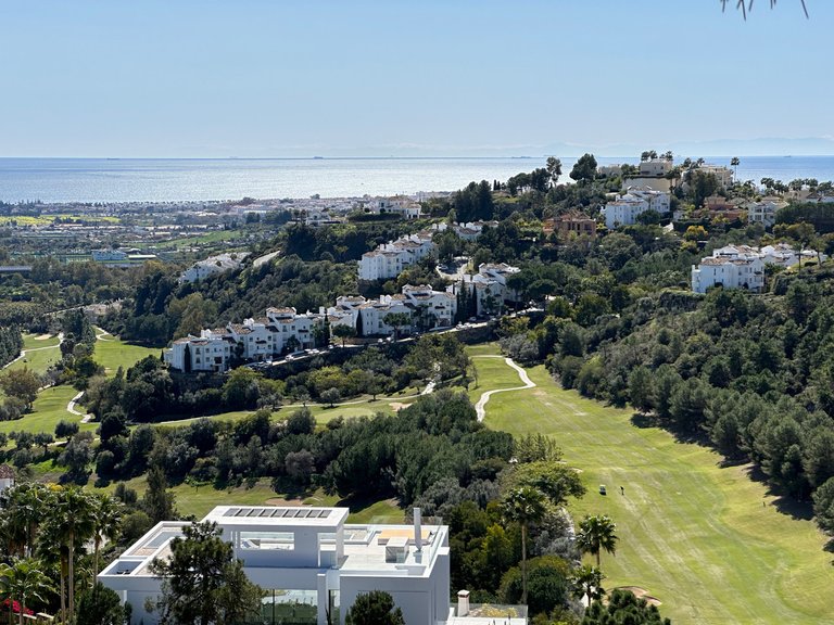 Villa for Sale in Costa del Sol El Madroñal, Malaga 26