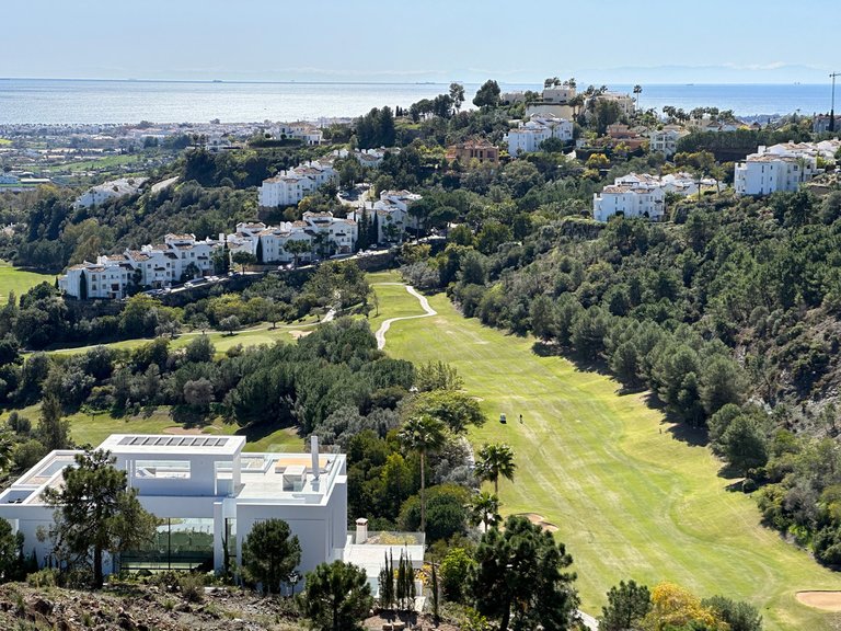 Villa for Sale in Costa del Sol El Madroñal, Malaga 5