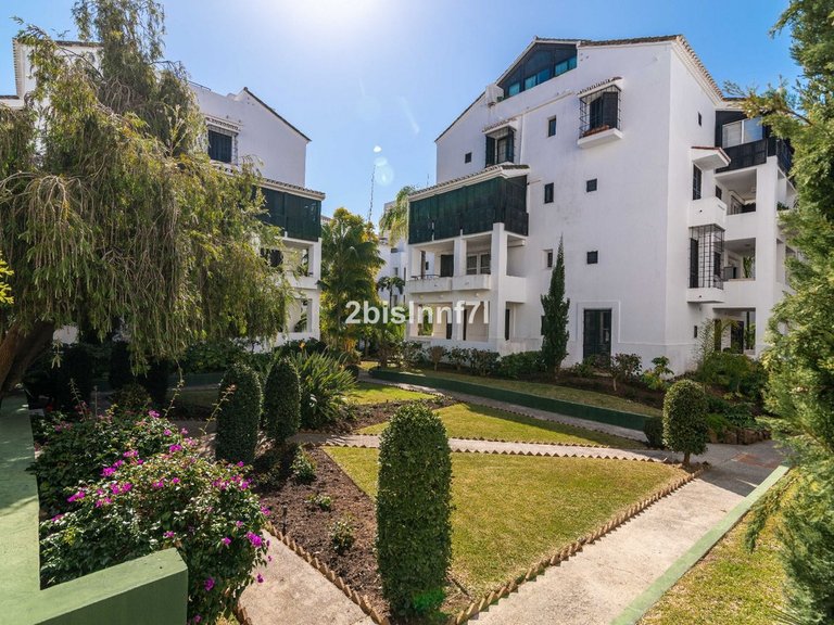Apartment for Sale in Elviria, Malaga 28