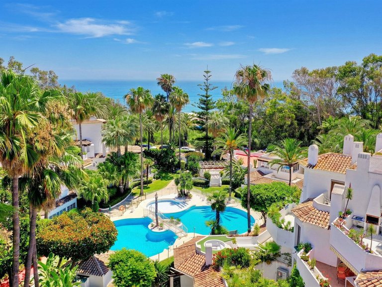 Apartment for Sale in Elviria, Malaga 13