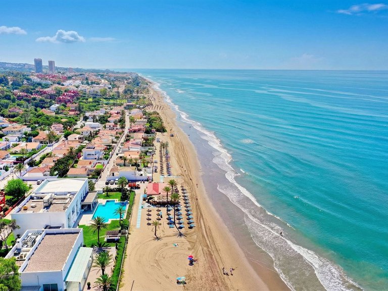 Apartment for Sale in Elviria, Malaga 16