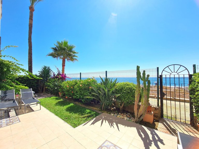 Villa for Sale in Casares Playa, Malaga 1