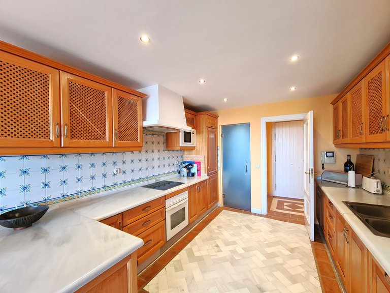 Villa for Sale in Casares Playa, Malaga 5