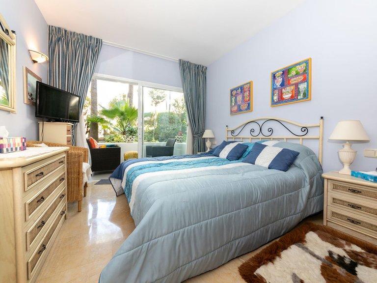 Apartment for Sale in La Quinta, Malaga 7