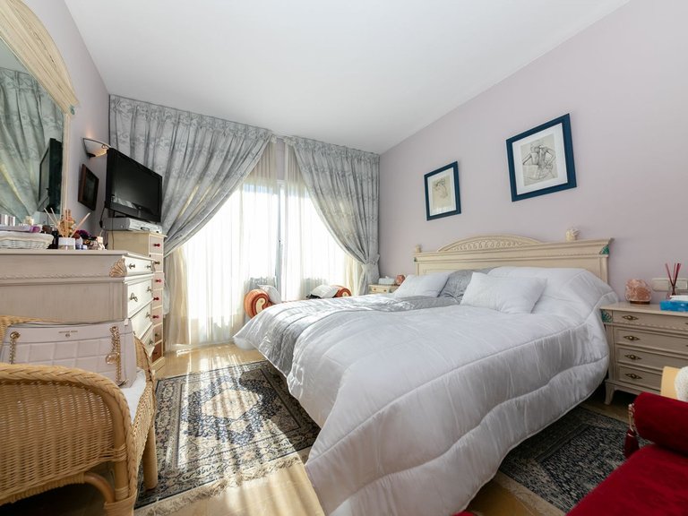 Apartment for Sale in La Quinta, Malaga 9