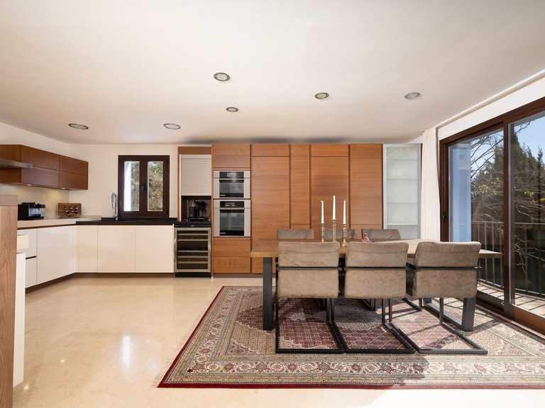 Villa for Sale in Marbesa, Malaga 13