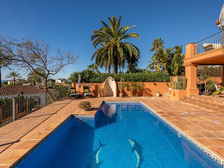 Villa for Sale in Marbesa, Malaga 21