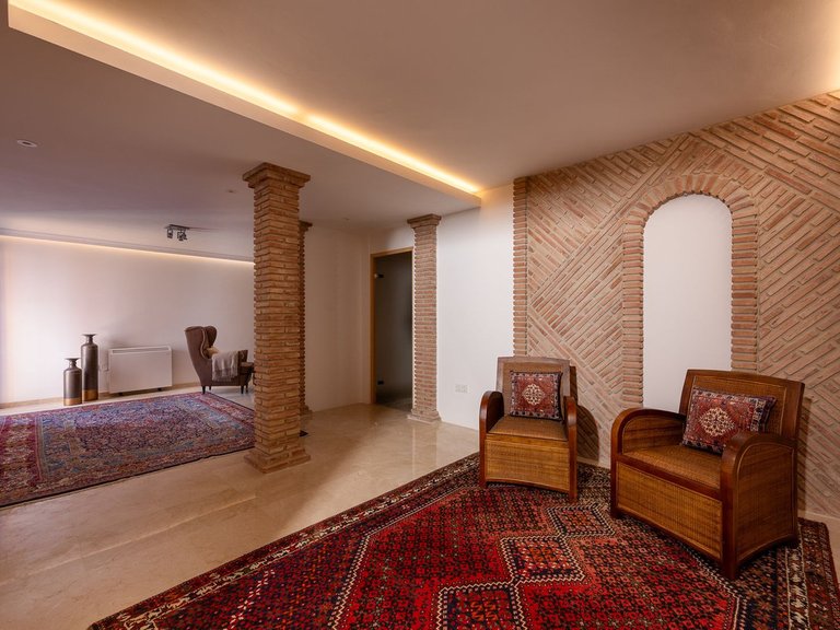 Villa for Sale in Marbesa, Malaga 25