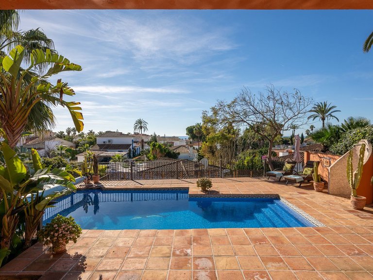 Villa for Sale in Marbesa, Malaga 29