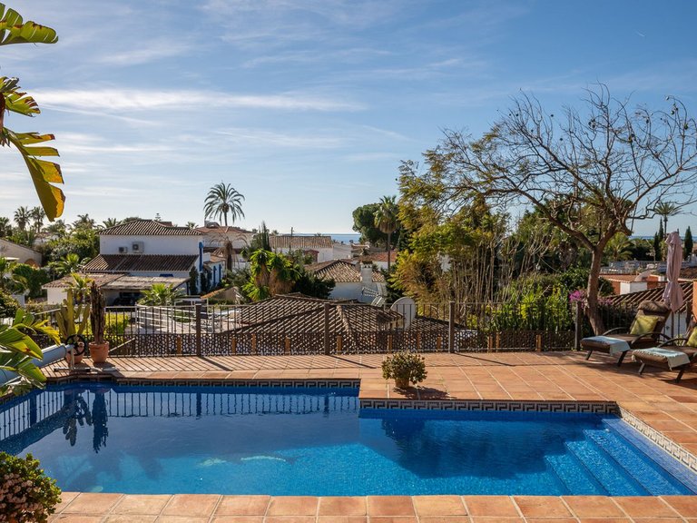 Villa for Sale in Marbesa, Malaga 30