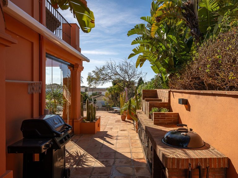 Villa for Sale in Marbesa, Malaga 36