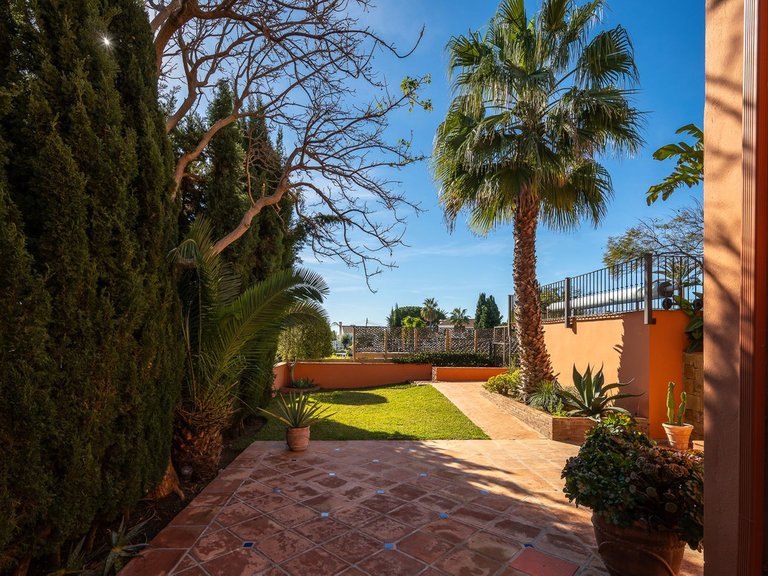 Villa for Sale in Marbesa, Malaga 39