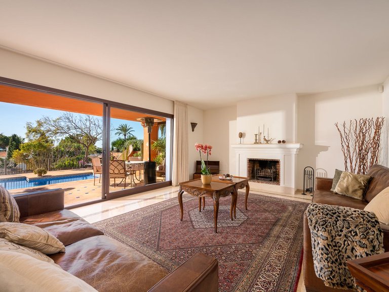 Villa for Sale in Marbesa, Malaga 4