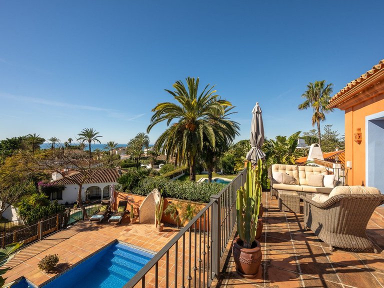 Villa for Sale in Marbesa, Malaga 45