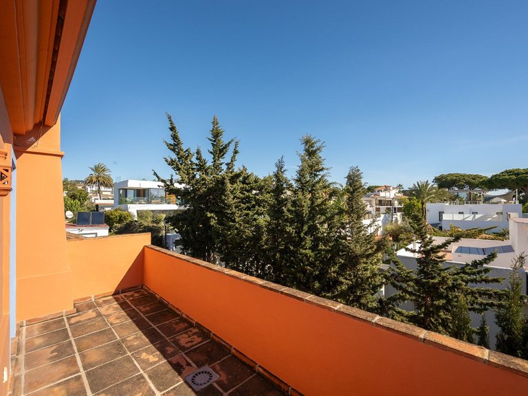 Villa for Sale in Marbesa, Malaga 52