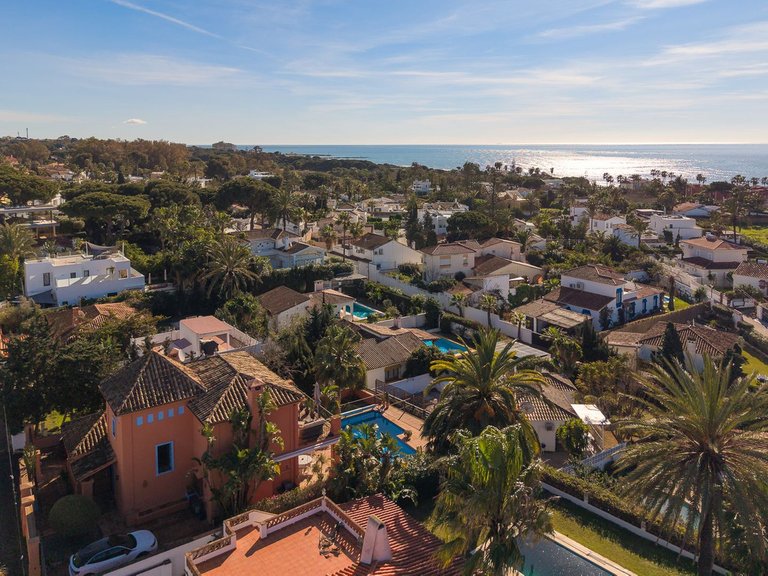 Villa for Sale in Marbesa, Malaga 58