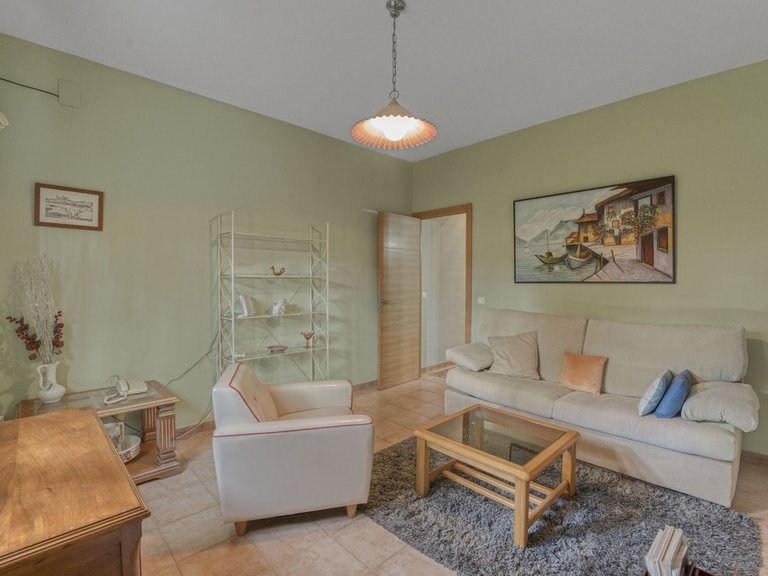 Villa for Sale in Málaga, Malaga 22