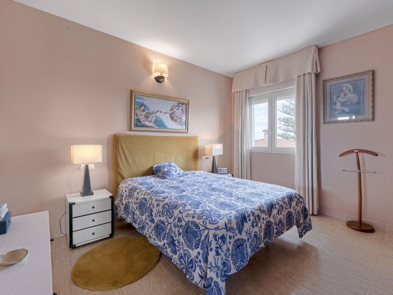 Villa for Sale in Málaga, Malaga 29
