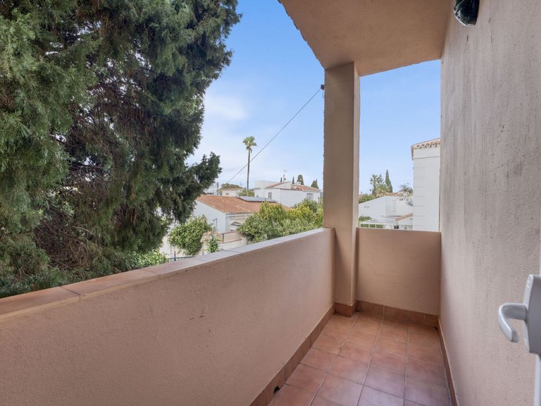 Villa for Sale in Málaga, Malaga 42