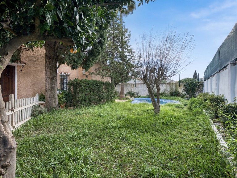 Villa for Sale in Málaga, Malaga 50
