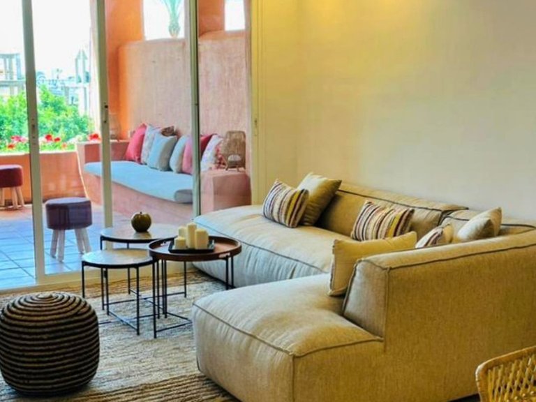 Apartment for Sale in The Golden Mile, Malaga 3