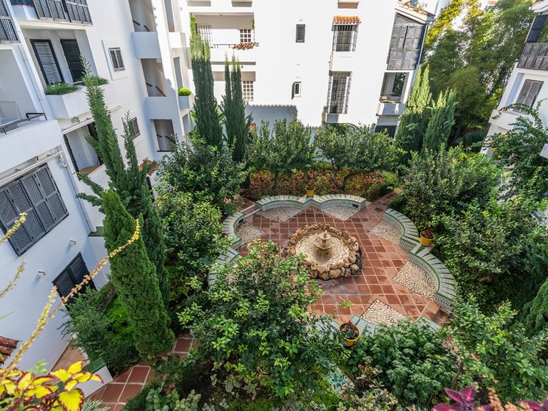 Apartment for Sale in Marbella, Malaga 18