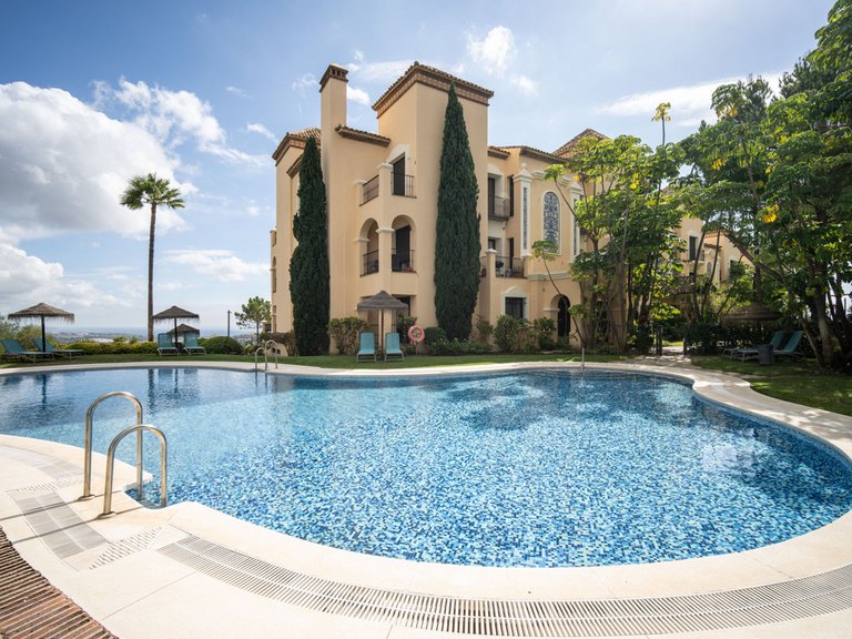 Penthouse for Sale in Costa del Sol Benahavís, Malaga 27