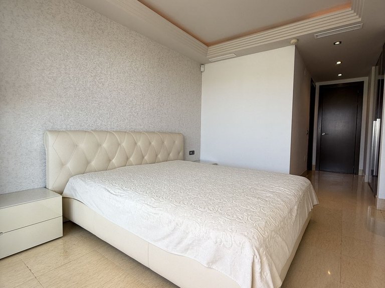 Apartment for Sale in Benahavís, Malaga 23