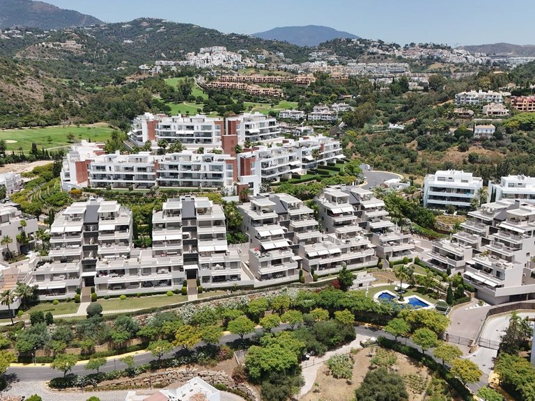 Apartment for Sale in Benahavís, Malaga 38