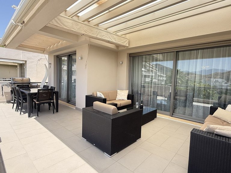 Apartment for Sale in Benahavís, Malaga 5