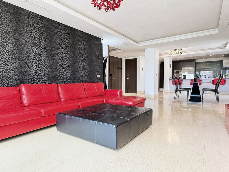 Apartment for Sale in Benahavís, Malaga 6