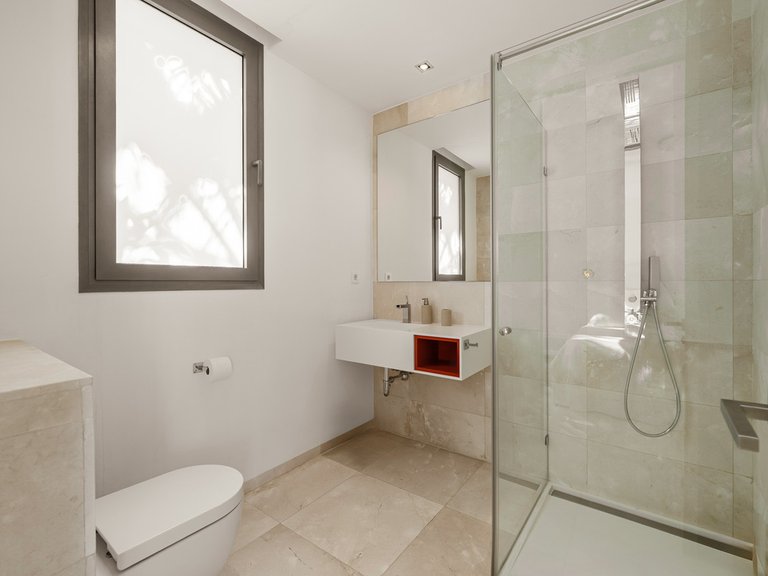 Villa for Sale in Nueva Andalucía, Malaga 29