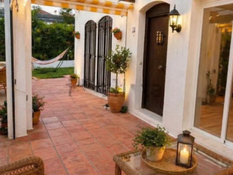 Apartment for Sale in El Paraiso, Malaga 20