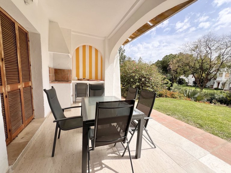 Apartment for Sale in Nueva Andalucía, Malaga 10