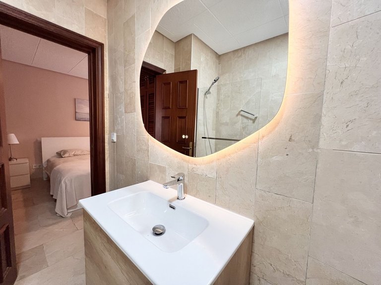 Apartment for Sale in Nueva Andalucía, Malaga 15