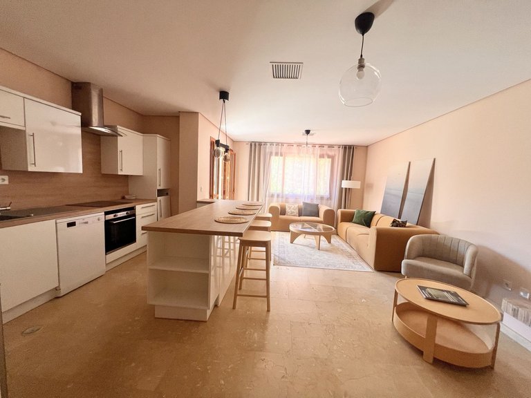 Apartment for Sale in Nueva Andalucía, Malaga 3
