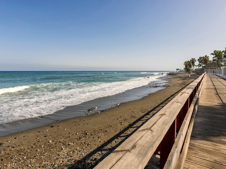 Apartment for Sale in Puerto Banús, Malaga 33