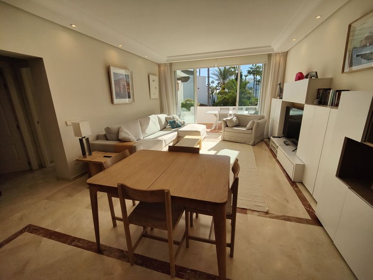 Apartment for Sale in Puerto Banús, Malaga 5