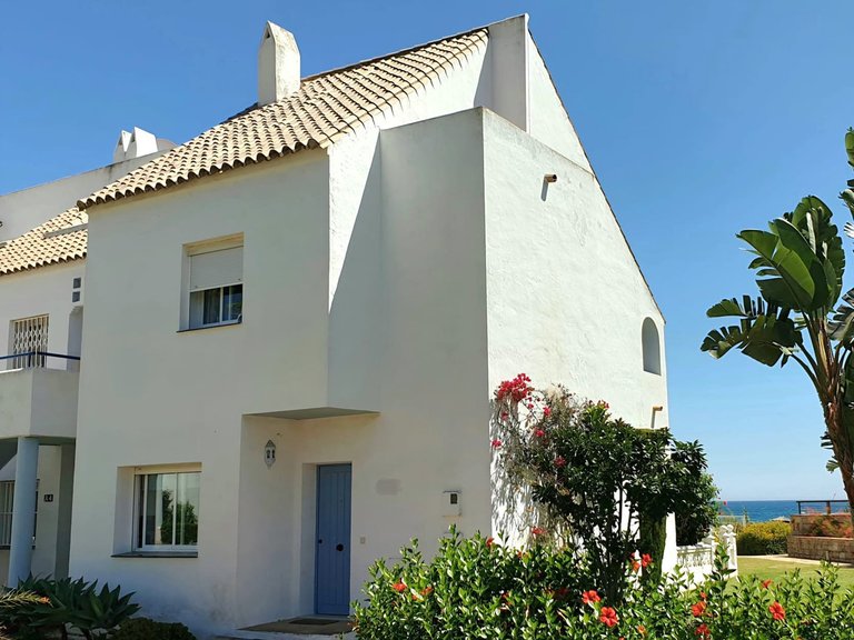 Villa for Sale in Casares, Malaga 2