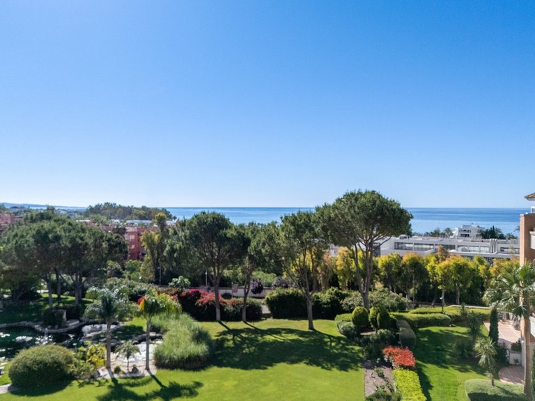 Apartment for Sale in Marbella, Malaga 19