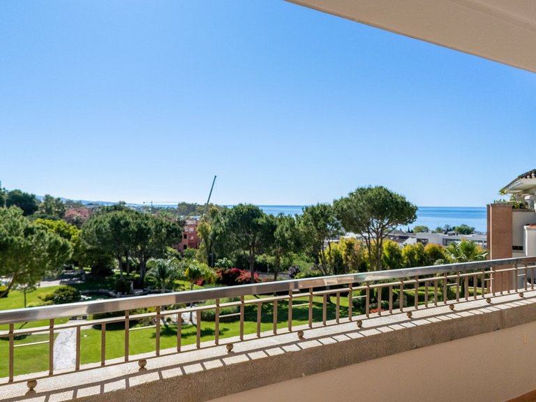 Apartment for Sale in Marbella, Malaga 3
