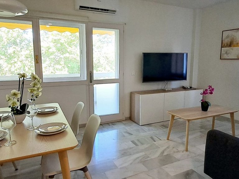 Apartment for Sale in The Golden Mile, Malaga 12