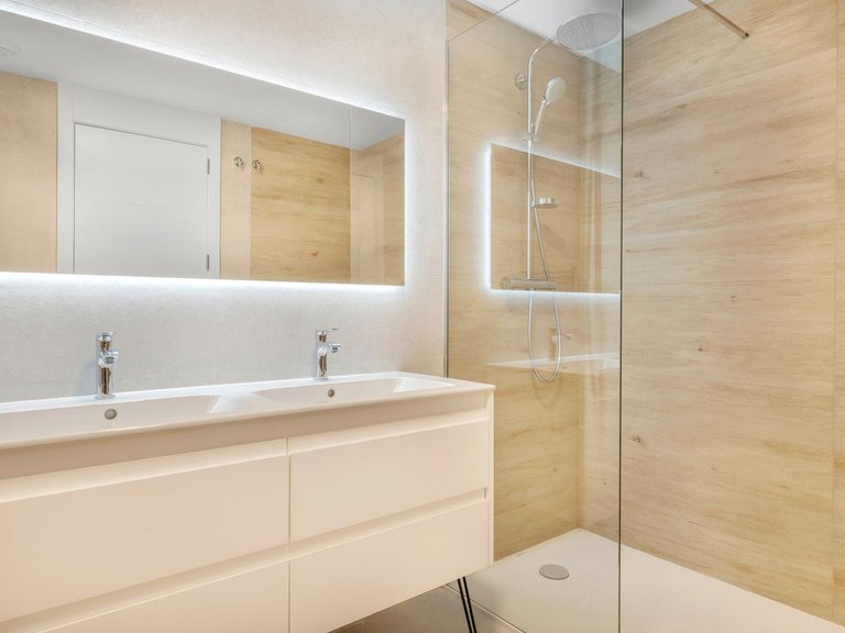 Apartment for Sale in Los Alamos, Malaga 16