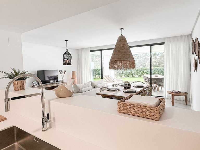 Apartment for Sale in Artola, Malaga 15